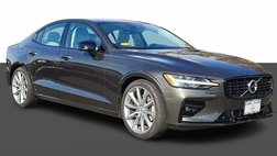 2021 Volvo S60 T5 Momentum
