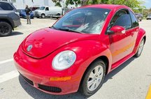 2008 Volkswagen New Beetle S