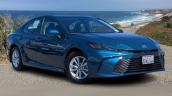 2025 Toyota Camry Hybrid LE