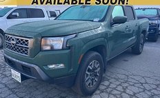 2022 Nissan Frontier SV