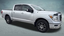 2020 Nissan Titan SV