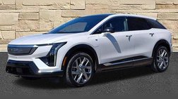 2025 Cadillac OPTIQ Luxury 2