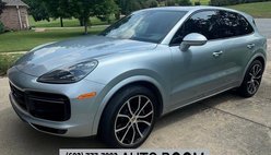 2023 Porsche Cayenne Turbo S E-Hybrid