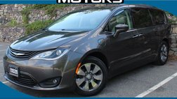 2018 Chrysler Pacifica Hybrid Limited