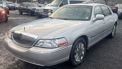 2005 Lincoln Town Car Signature Limited