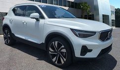 2024 Volvo XC40 B5 Plus Bright Theme