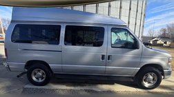 2011 Ford E-Series E-350 XLT Super Duty Passenger Van