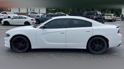 2017 Dodge Charger SE