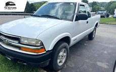 2001 Chevrolet S-10 LS