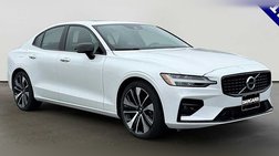 2022 Volvo S60 B5 Momentum
