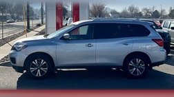 2020 Nissan Pathfinder S