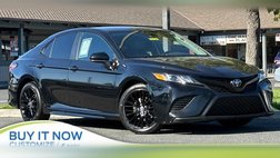 2020 Toyota Camry SE Nightshade