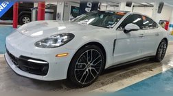 2022 Porsche Panamera 4 Platinum Edition