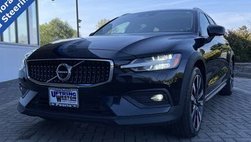 2022 Volvo V60 Cross Country T5