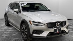 2023 Volvo V60 Cross Country B5 Ultimate