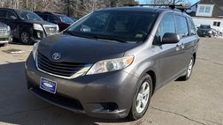 2015 Toyota Sienna LE 8-Passenger