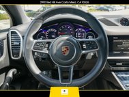 2023 Porsche Cayenne Platinum