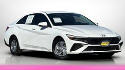 2024 Hyundai Elantra SE