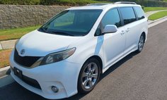 2012 Toyota Sienna SE 8-Passenger