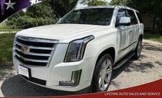 2017 Cadillac Escalade Luxury