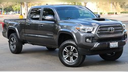2017 Toyota Tacoma TRD Sport