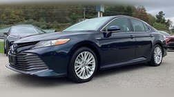 2020 Toyota Camry Hybrid XLE