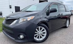 2011 Toyota Sienna SE 8-Passenger