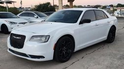 2019 Chrysler 300 Touring