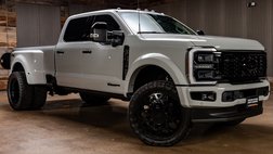 2025 Ford F-450 Super Duty Platinum