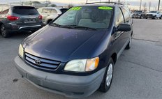2002 Toyota Sienna CE