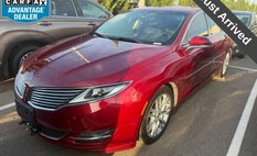 2016 Lincoln MKZ Base