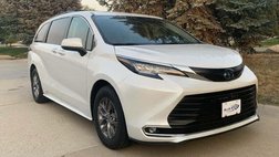 2022 Toyota Sienna XLE 7-Passenger