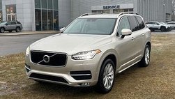 2017 Volvo XC90 T6 Momentum