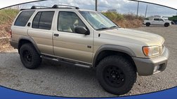 1999 Nissan Pathfinder XE