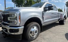 2023 Ford Super Duty F-350 Lariat