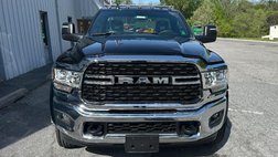 2024 Ram SLT