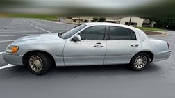 2002 Lincoln Town Car Signature