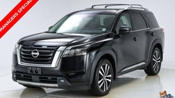 2023 Nissan Pathfinder Platinum