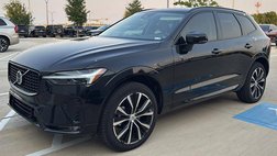 2025 Volvo XC60 B5 Plus Dark Theme