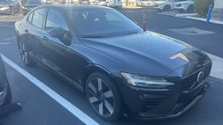 2024 Volvo S60 Recharge T8 Plus Dark Theme
