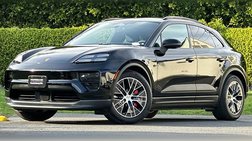 2025 Porsche Macan 4S Electric