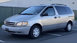 2000 Toyota Sienna LE