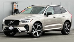 2025 Volvo XC60 B5 Ultra Dark Theme