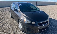 2016 Chevrolet Sonic LT Auto