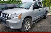 2010 Nissan Titan SE