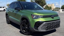 2025 Volkswagen Taos SE Black 4Motion