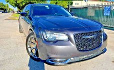 2018 Chrysler 300 Touring