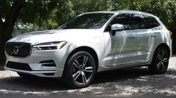 2021 Volvo XC60 Recharge T8 Inscription Expression