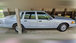 1994 Lincoln Town Car Signature