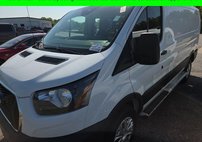2025 Ford Transit 250